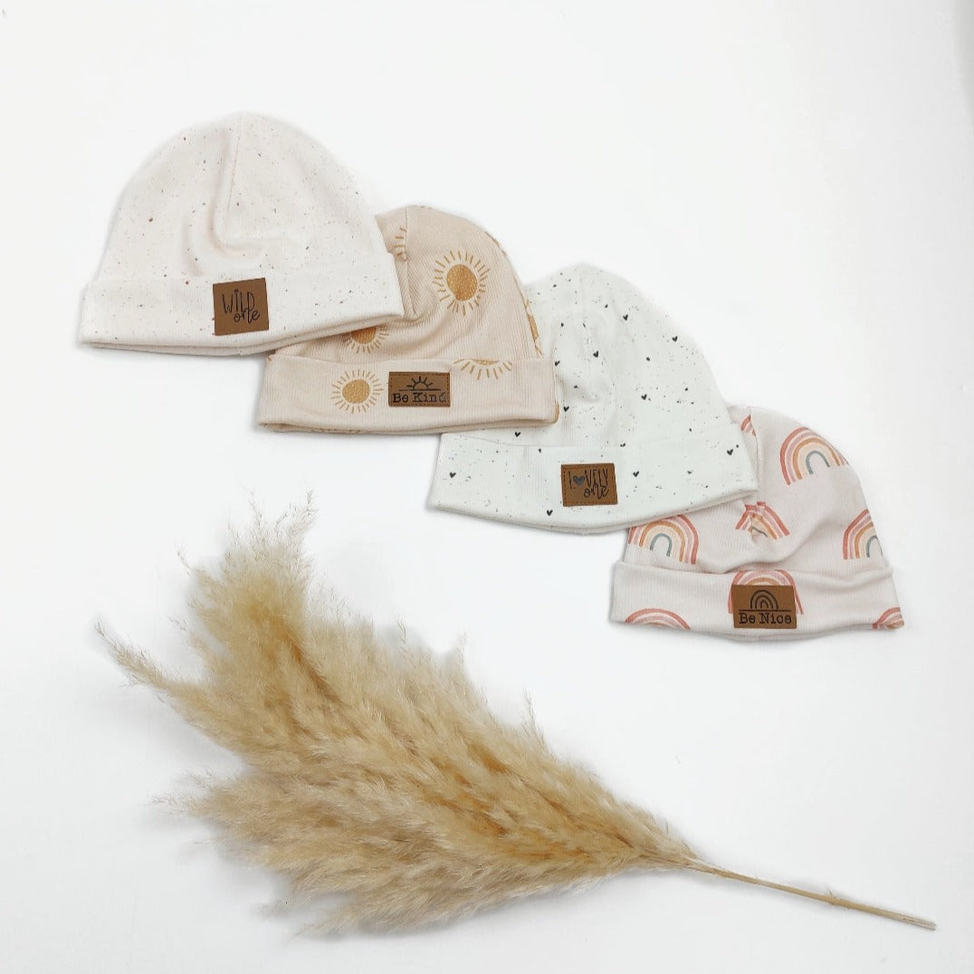 Leichte Beanie mit Label