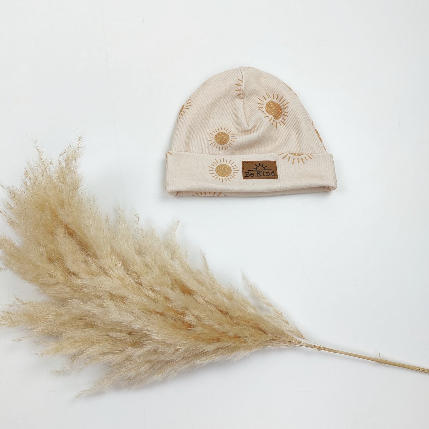 Leichte Beanie mit Label